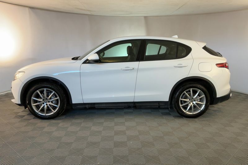 Alfa Romeo Stelvio 2.2 JTDM Lusso Q4 — zdjęcie 4