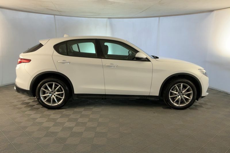 Alfa Romeo Stelvio 2.2 JTDM Lusso Q4 — zdjęcie 7