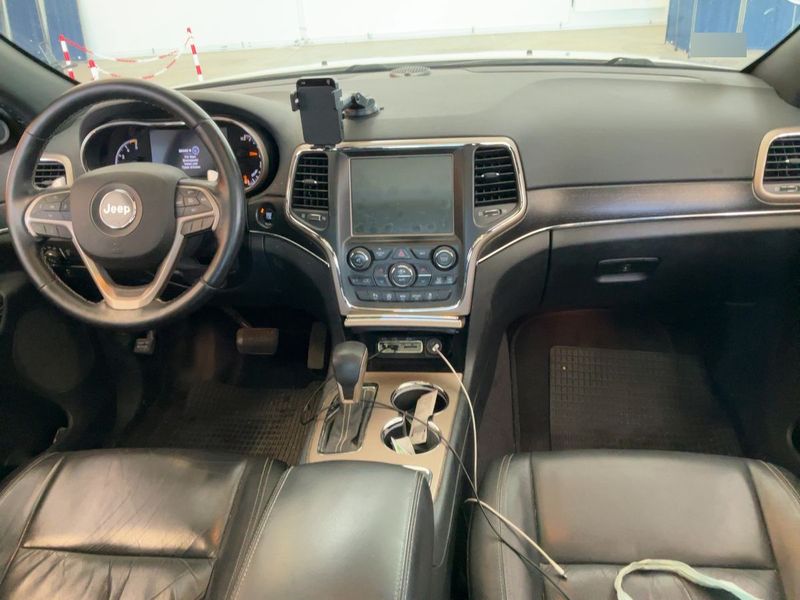 Jeep Grand Cherokee 3.0 CRD Limited — zdjęcie 12
