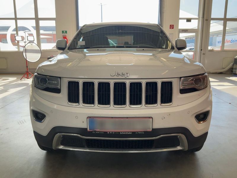Jeep Grand Cherokee 3.0 CRD Limited — zdjęcie 9
