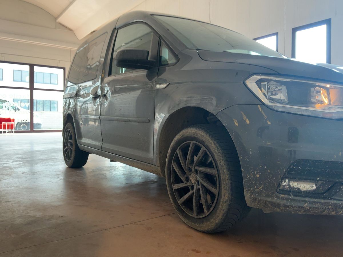 Volkswagen Caddy 2017 — photo 13