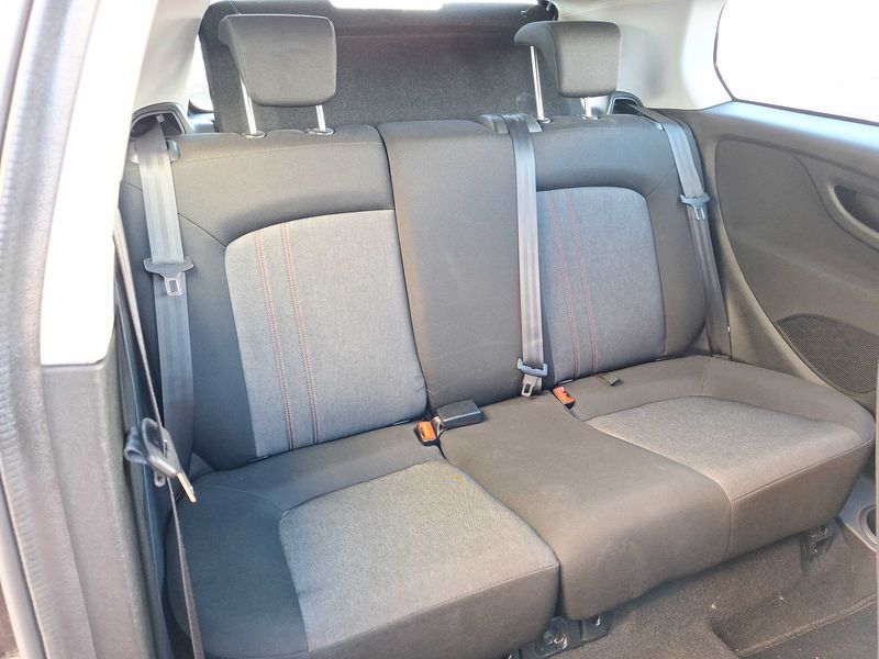 Fiat Punto 1.2 Pop — zdjęcie 13