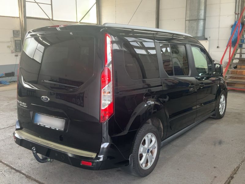 Ford Grand Tourneo Connect 1.6 TDCi Titanium — zdjęcie 6