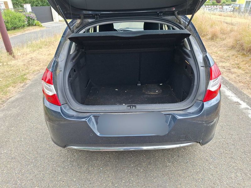 Citroen C4 1.6 e-HDi Millenium — zdjęcie 9