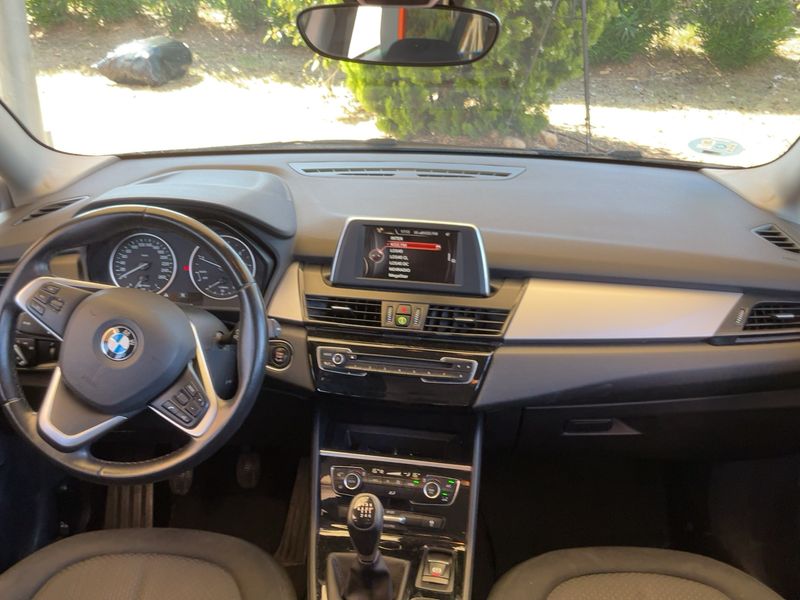 BMW 2er 216d Gran Tourer — zdjęcie 12