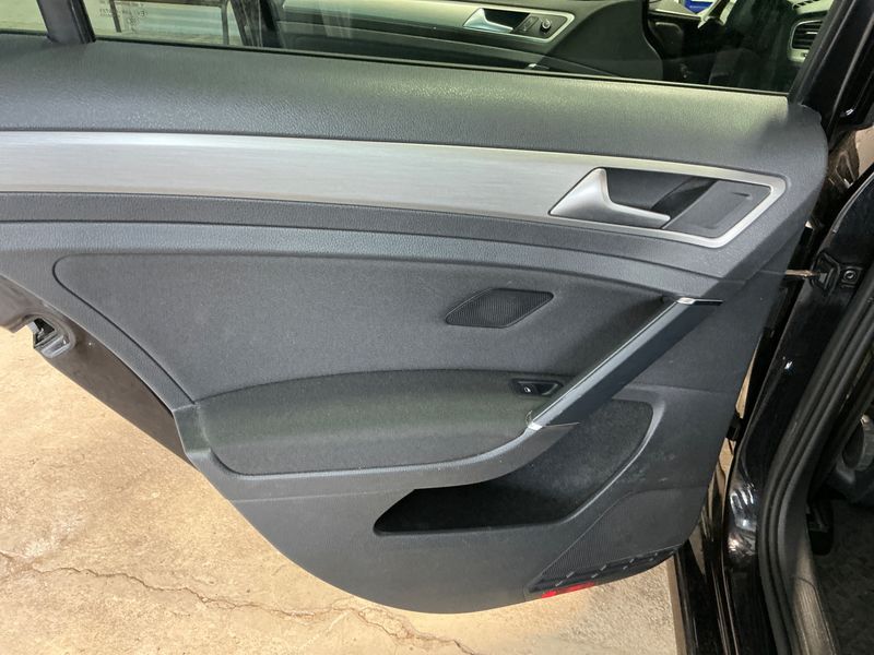 Volkswagen Golf VII 1.4 TSI Comfortline BlueMotion Tech 2014 – снимка 38
