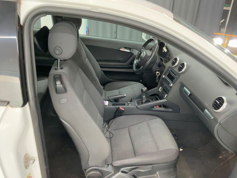 Audi A3 2.0 TDI Attraction 2012 – снимка 17