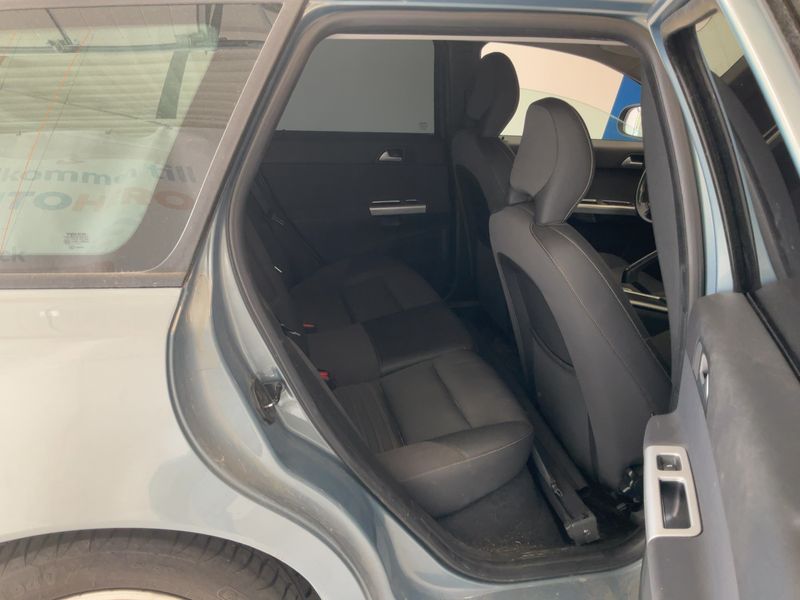Volvo V50 2.5 T5 Momentum — zdjęcie 14