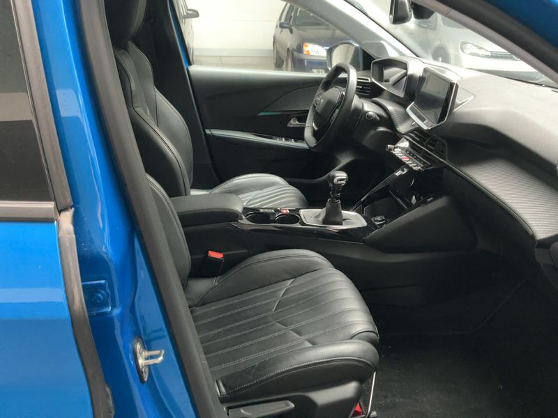 Peugeot 208 1.2 PureTech Allure 2020 – снимка 16