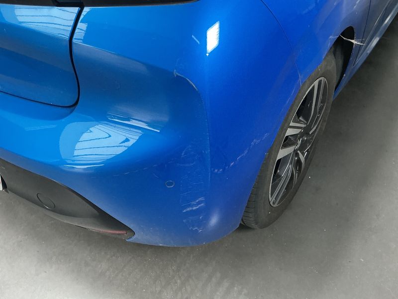 Peugeot 208 1.2 PureTech Allure 2020 – снимка 24