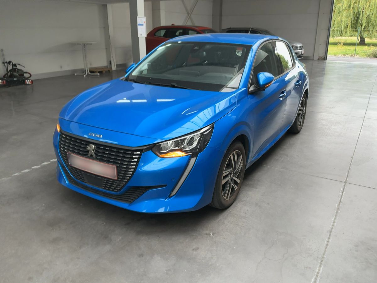 Peugeot 208 2020 — photo 1