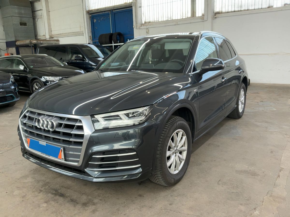 Audi Q5 2018 — photo 1