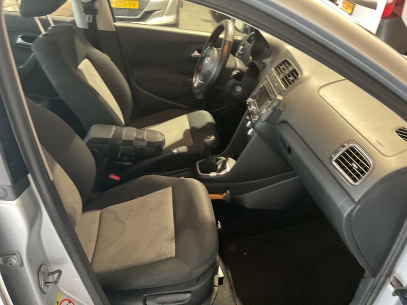 Volkswagen Polo 1.2 TDI Trendline BlueMotion Tech 2010 – снимка 3