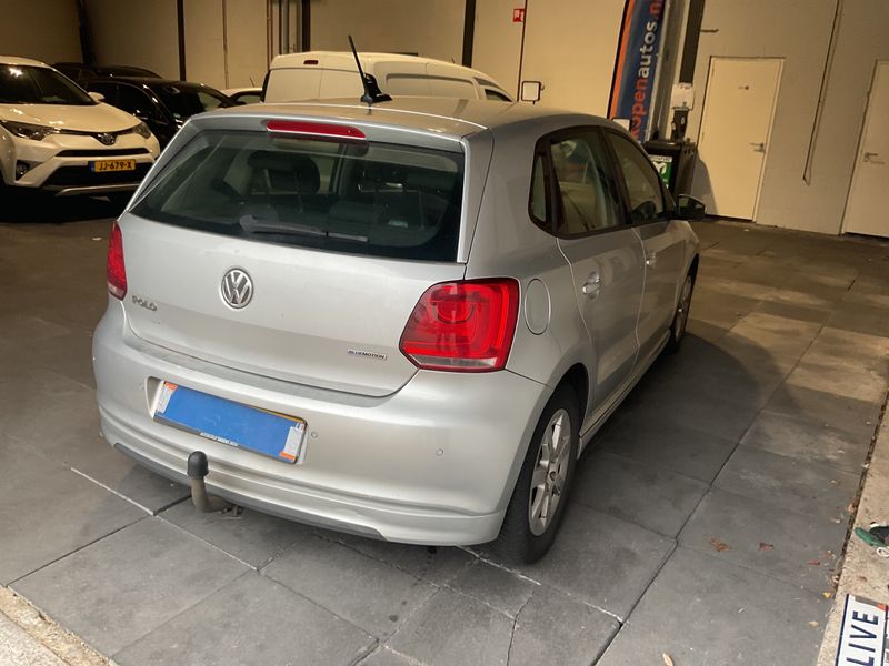 Volkswagen Polo 1.2 TDI Trendline BlueMotion Tech 2010 – снимка 2