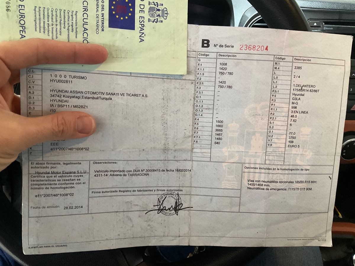 Hyundai i10 1.0 Tecno Orange