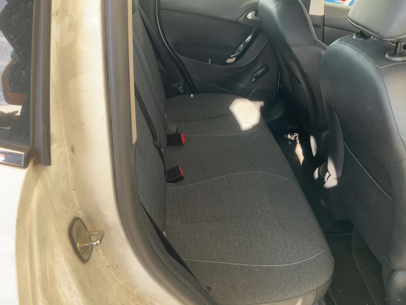 Citroen C3 1.6 Blue-HDi Feel Edition 2015 – снимка 19