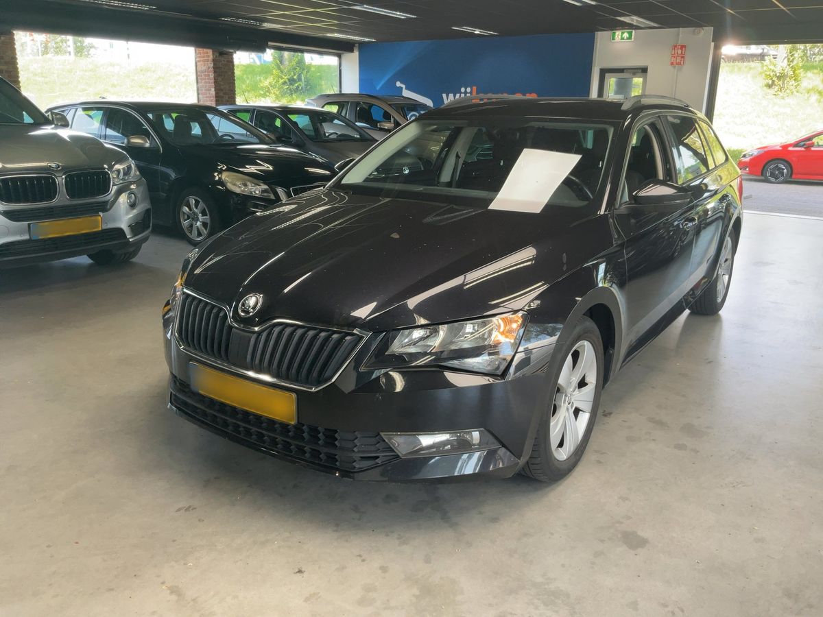 Skoda Superb 2016