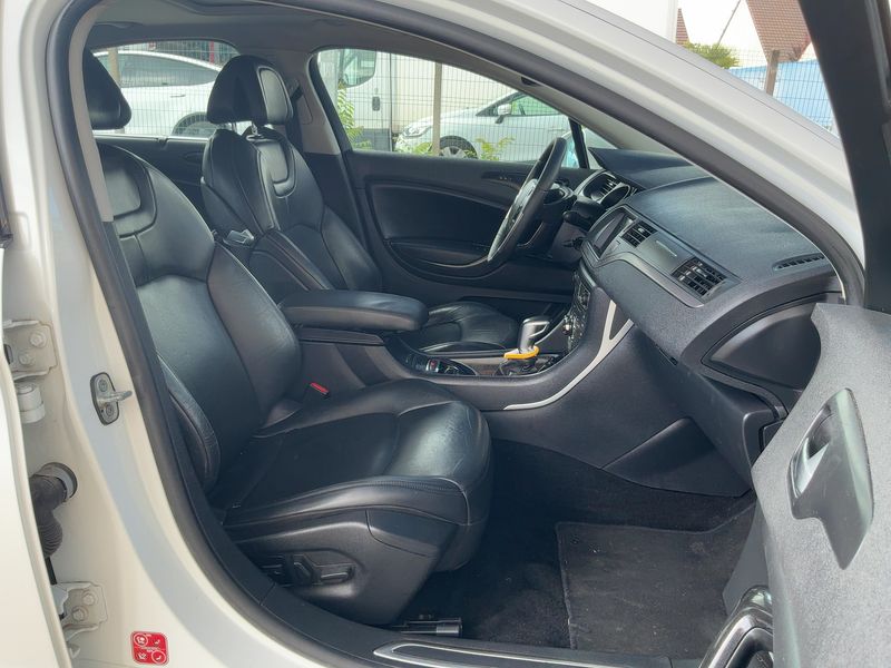 Citroen C5 2.0 HDi Exclusive — zdjęcie 11
