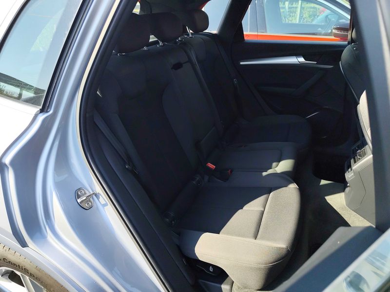 Audi Q5 35 TDI Mild-Hybrid S line — zdjęcie 14