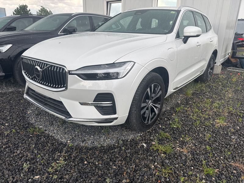 Volvo XC60 2.0 B5 Mild-Hybrid Ultimate Dark AWD — zdjęcie 1