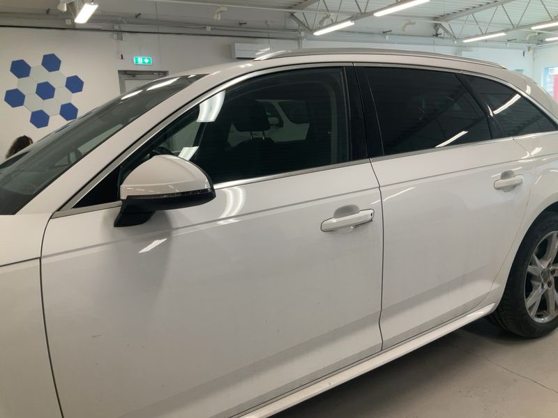 Audi A4 2.0 TDI Sport — zdjęcie 4