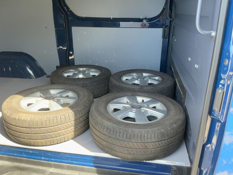 Mercedes-Benz Sprinter 319 CDI RWD L2 — zdjęcie 14
