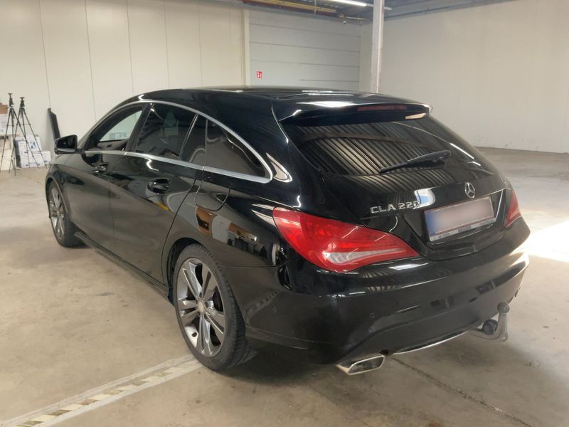 Mercedes-Benz CLA-Klasse CLA 220 Shooting Brake Urban 2015 – снимка 6