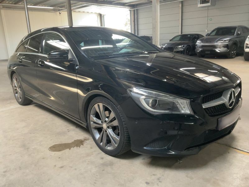 Mercedes-Benz CLA-Klasse CLA 220 Shooting Brake Urban 2015 – снимка 12