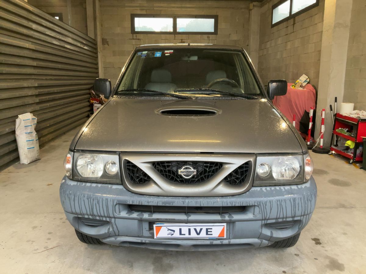 Nissan Terrano 2001 — photo 15