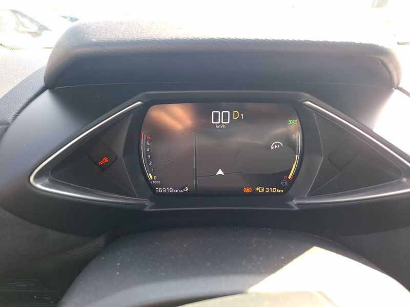 DS Automobiles DS3 Crossback 1.2 PureTech Performance Line Plus — zdjęcie 12