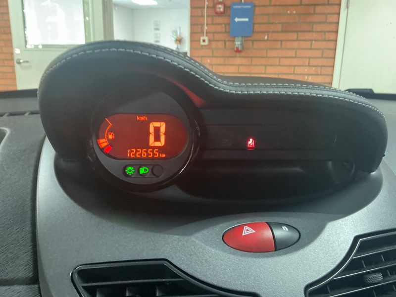 Renault Twingo 1.2 Dynamique 2010 – снимка 4