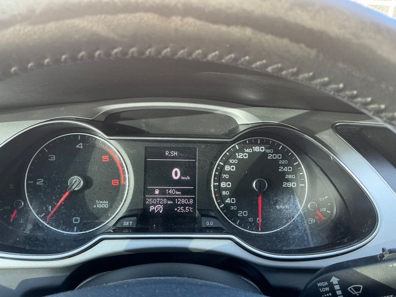 Audi A4 2.0 TDI clean diesel Ambition 2015 – снимка 18
