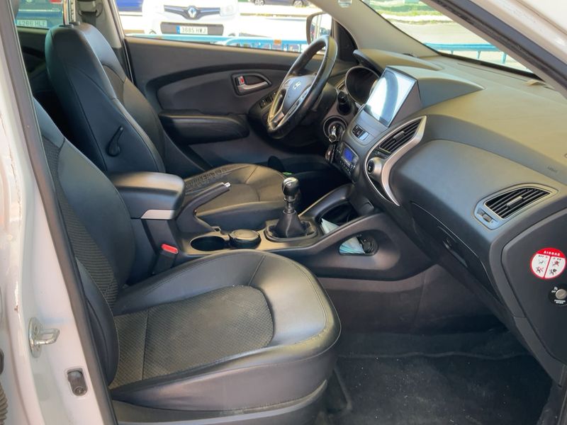 Hyundai ix35 1.7 CRDi Comfort 2WD — zdjęcie 11