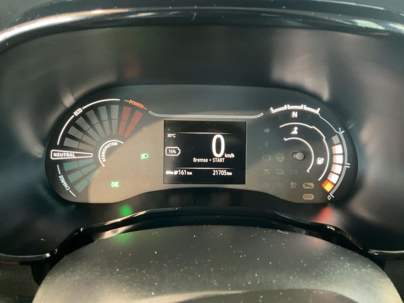 Dacia Spring electric drive 33 kW Essential — zdjęcie 13