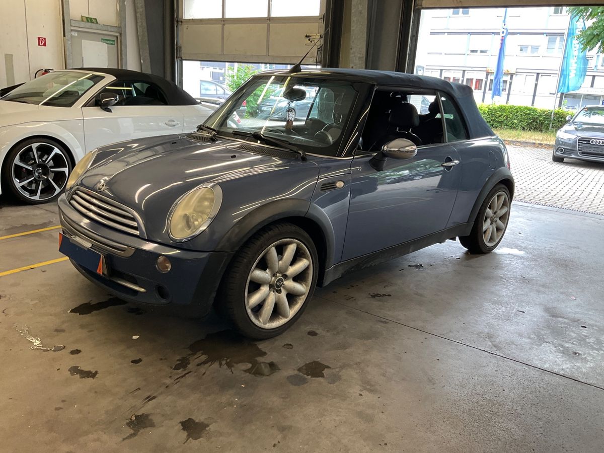 MINI Cabrio 2005 — photo 1