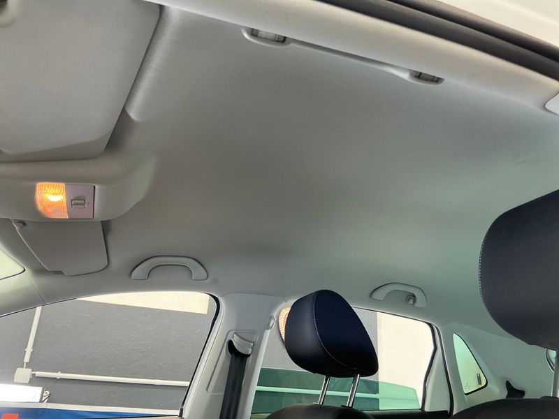 Volkswagen Polo 1.2 TSI Match 2012 – снимка 34