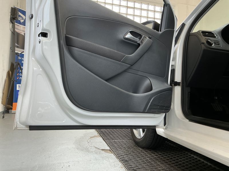 Volkswagen Polo 1.2 TSI Match 2012 – снимка 33