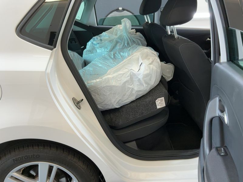 Volkswagen Polo 1.2 TSI Match 2012 – снимка 20