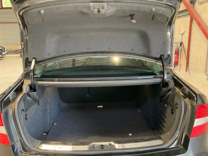 Skoda Superb 2.0 TDI Ambition 2015 – снимка 15