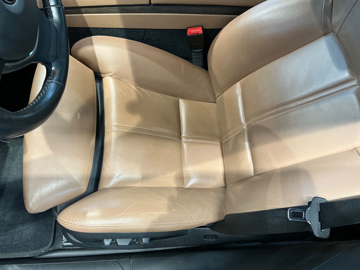 BMW 7er 2011 — photo 37