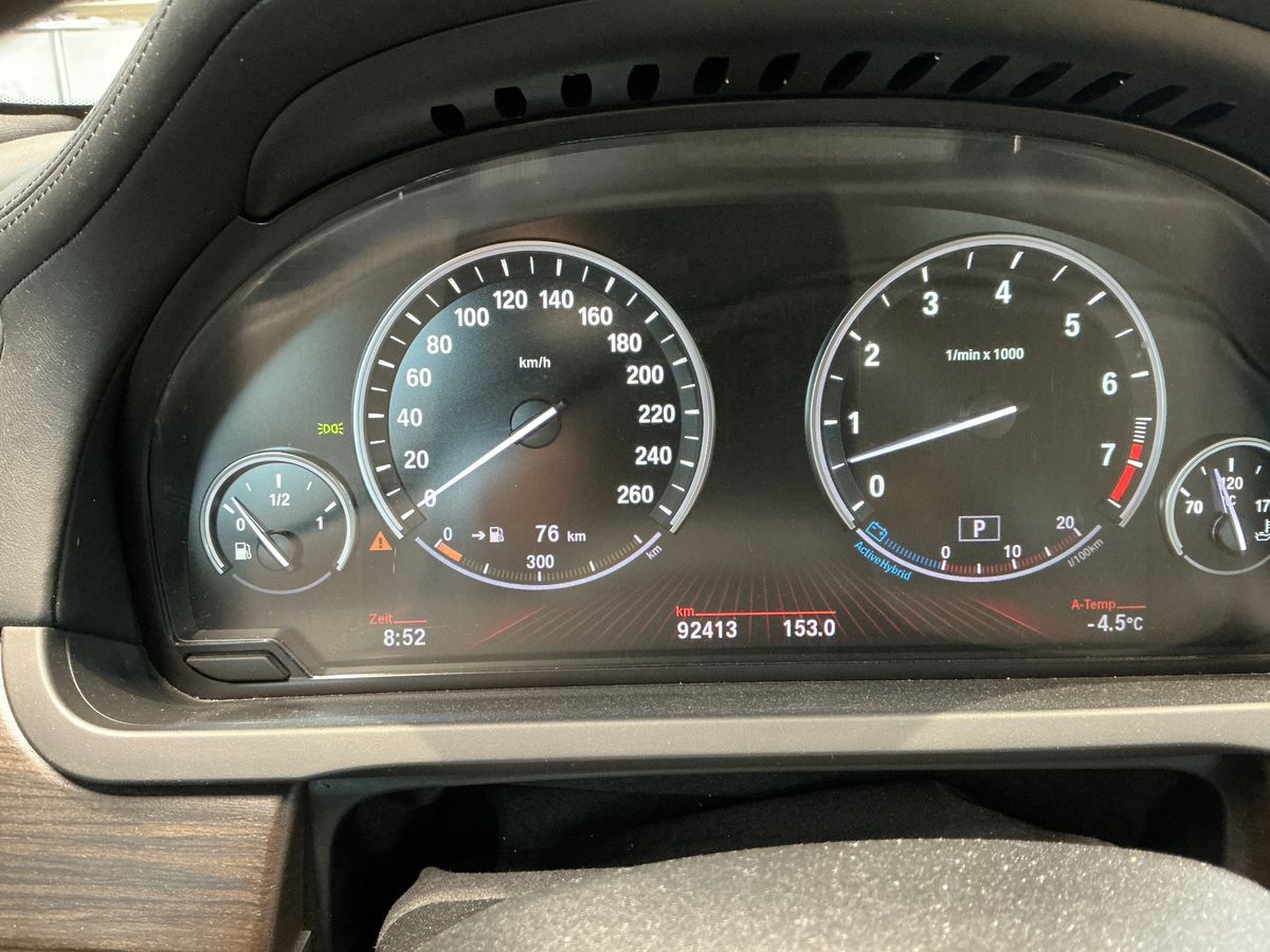 BMW 7er 2011 — photo 20