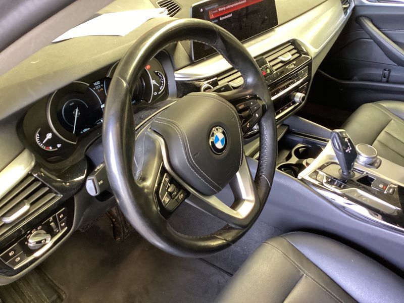 BMW 5er 530e 2019 – снимка 27