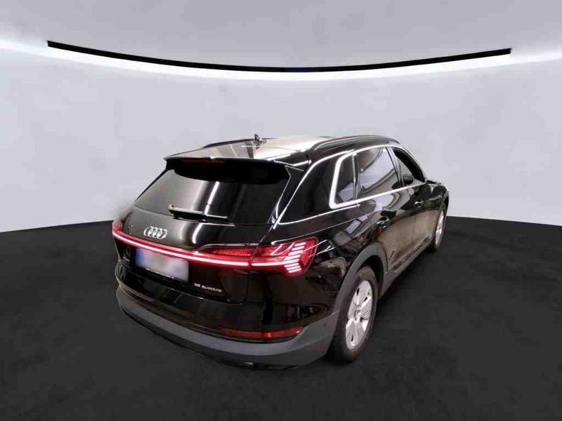 Audi e-tron 55 quattro — zdjęcie 4
