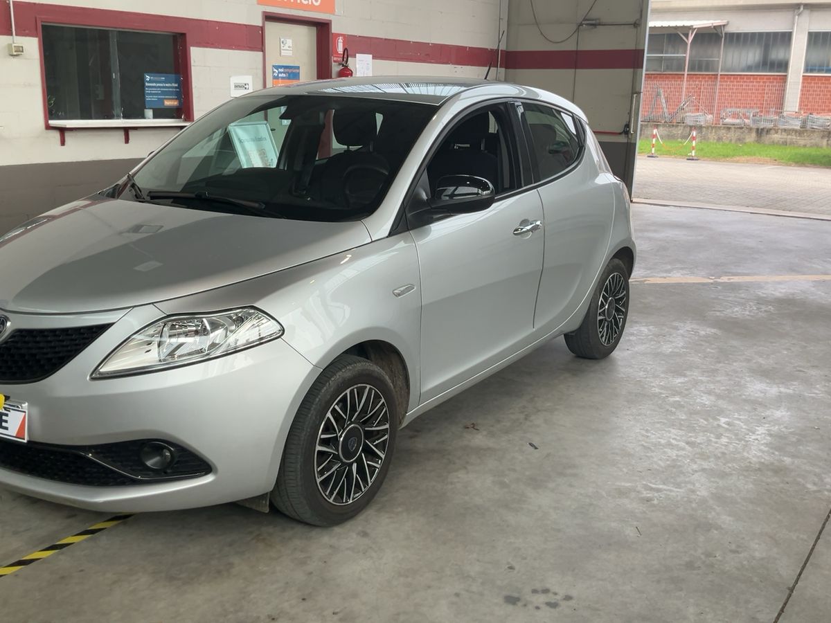 Lancia Ypsilon d'occasion