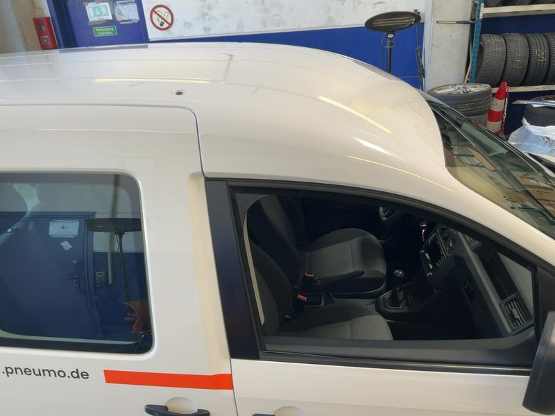 Volkswagen Caddy 2.0 TDI Kombi EcoProfi BlueMotion Tech 2018 – снимка 13