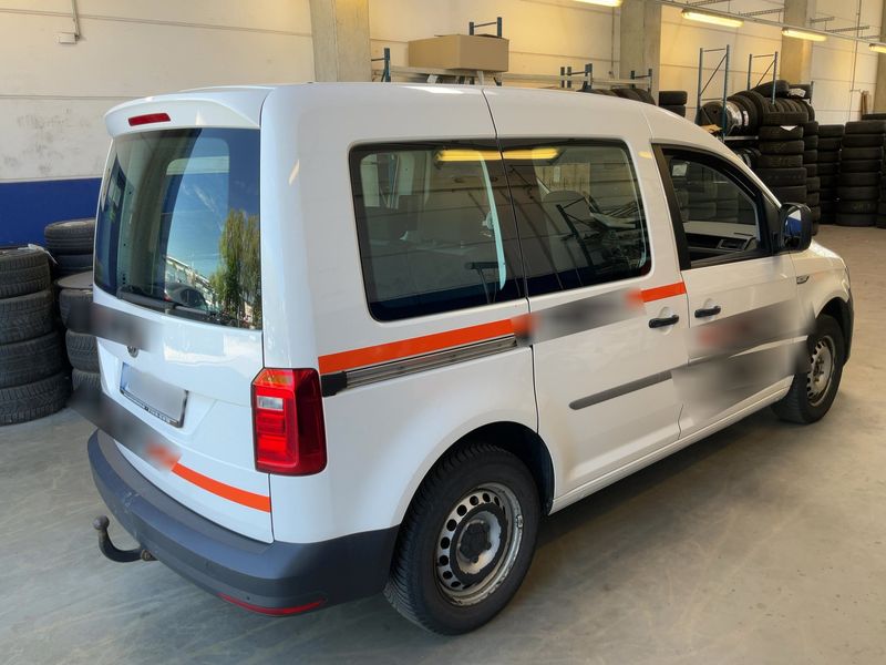 Volkswagen Caddy 2.0 TDI Kombi EcoProfi BlueMotion Tech — zdjęcie 6