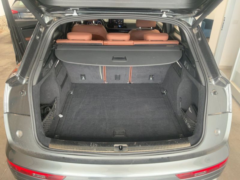 Audi Q5 40 TDI Mild-Hybrid quattro S line — zdjęcie 10