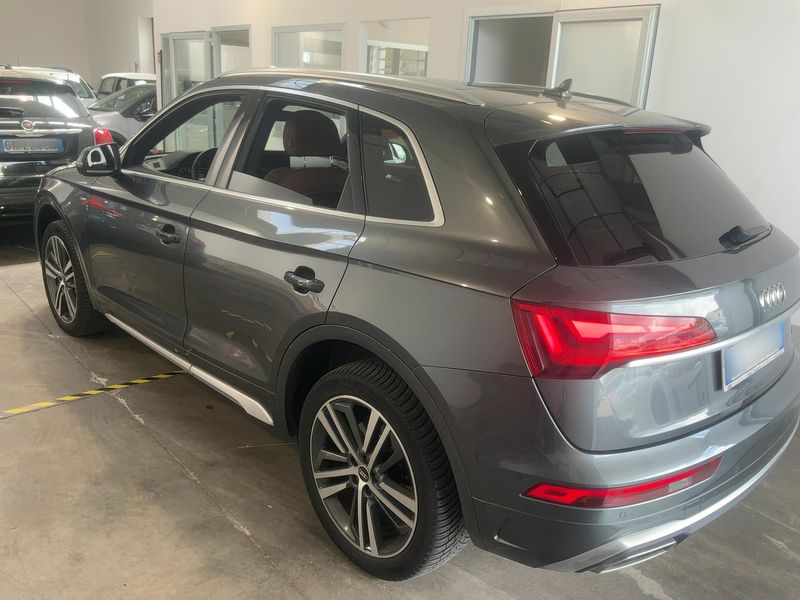Audi Q5 40 TDI Mild-Hybrid quattro S line — zdjęcie 3