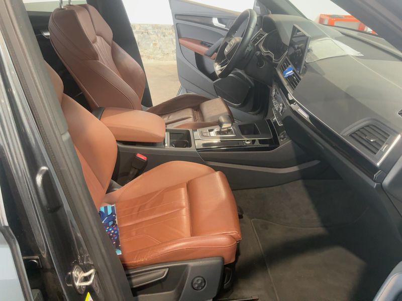 Audi Q5 40 TDI Mild-Hybrid quattro S line — zdjęcie 11
