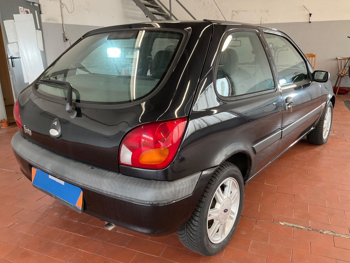 Ford Fiesta 1.3 Futura